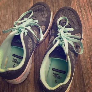 Danskin tennis shoes